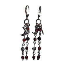 Load image into Gallery viewer, ￼Moon &amp; Star Earrings
