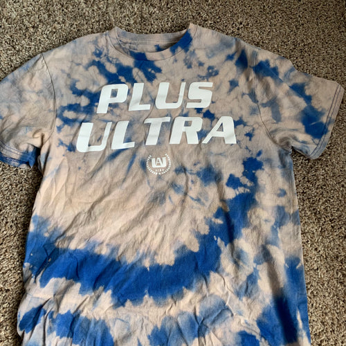 Plus Ultra Bleach Tie Dye Shirt Medium